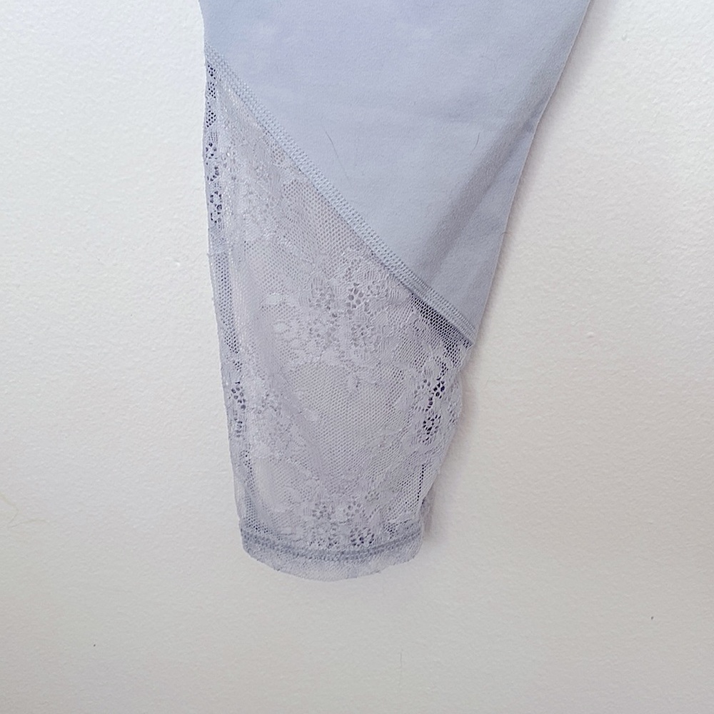 Fabletics set - Picture 3 of 4